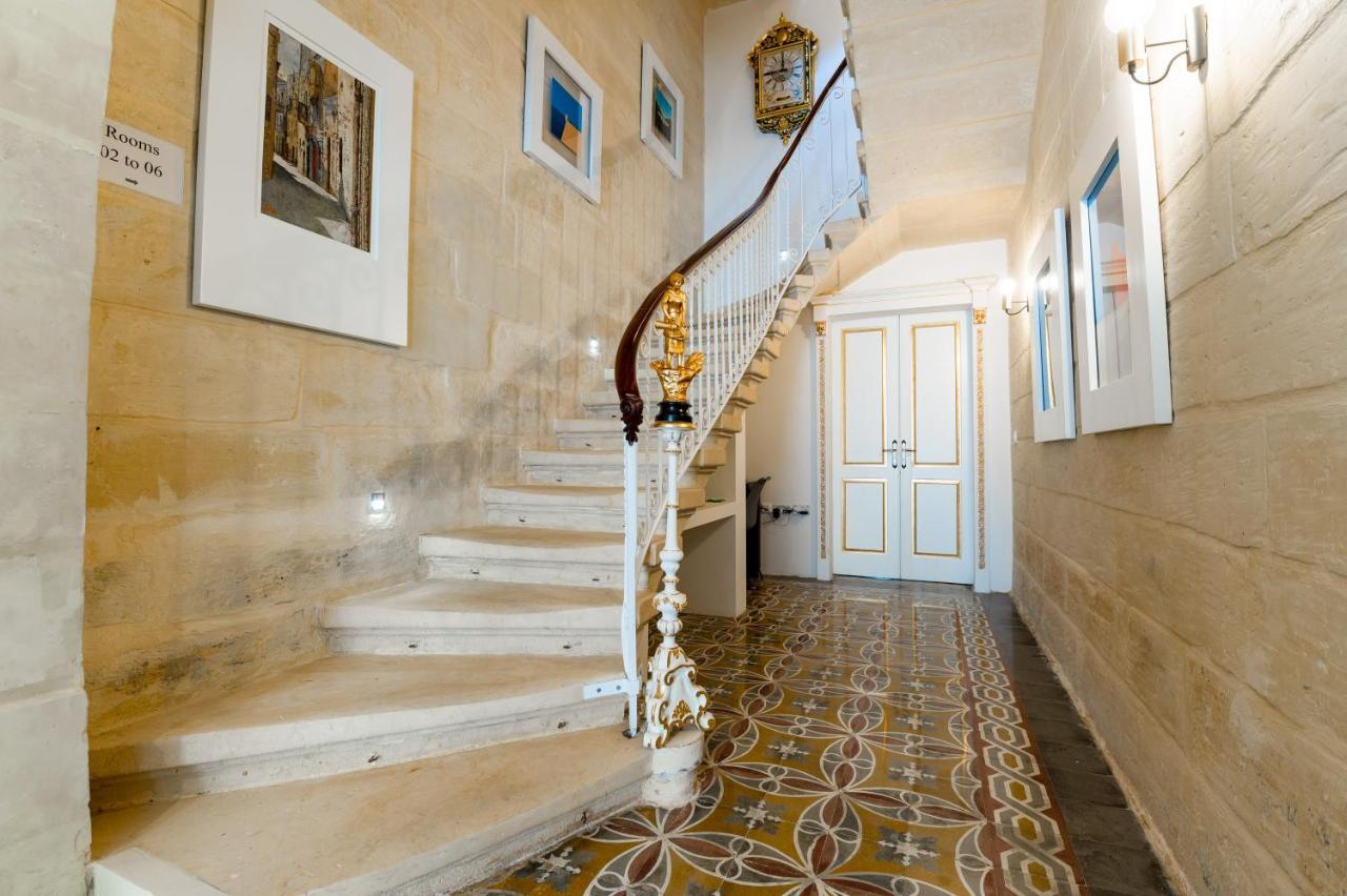 Monreal Boutique Townhouse - R024Rm6 Hotell Paola Eksteriør bilde