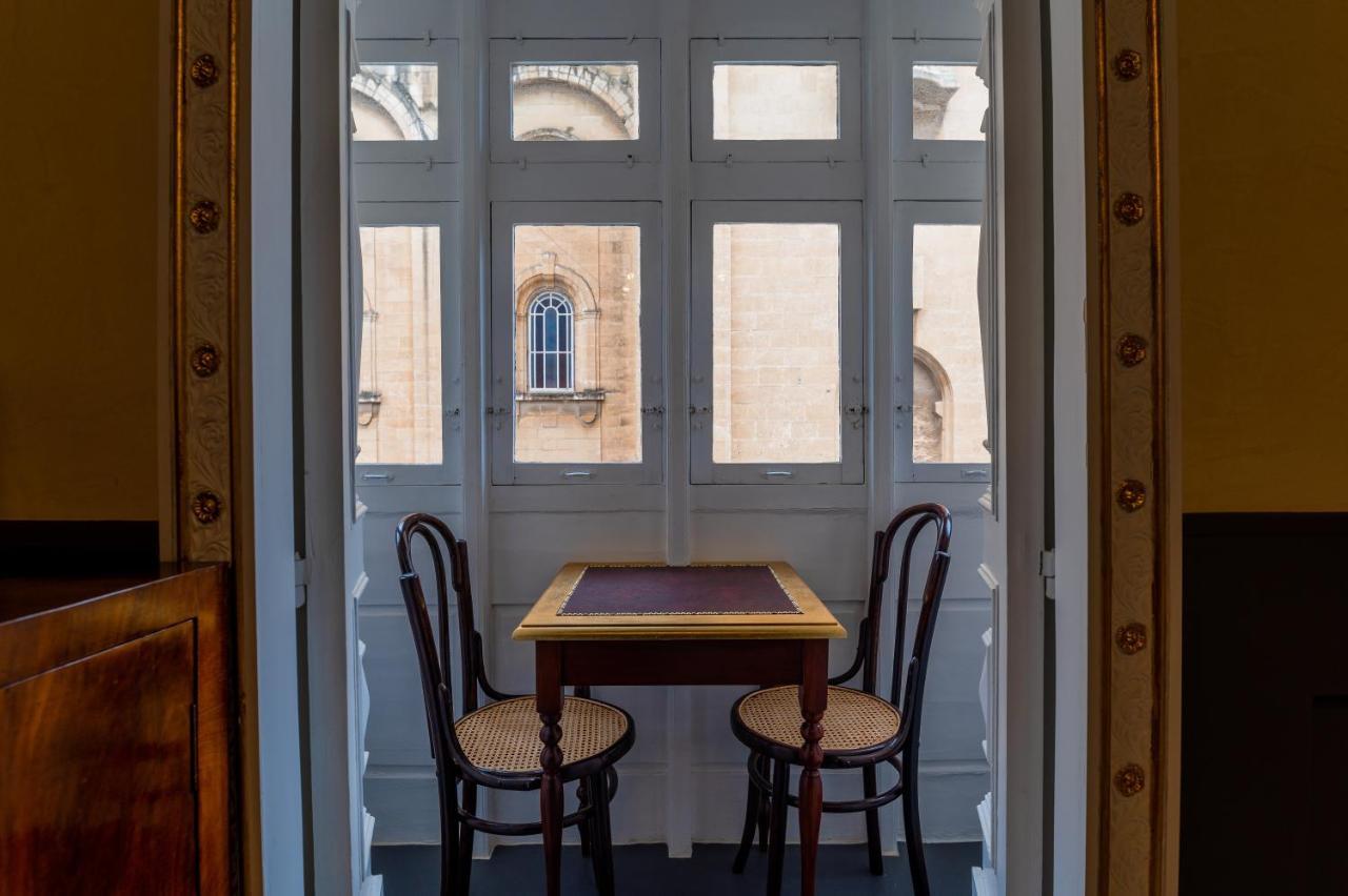 Monreal Boutique Townhouse - R024Rm6 Hotell Paola Eksteriør bilde